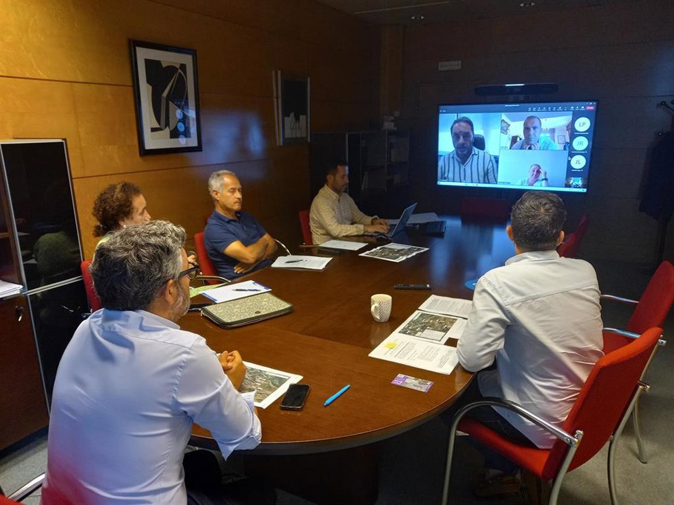 Reunión sobre el acceso a Lagos de Covadonga