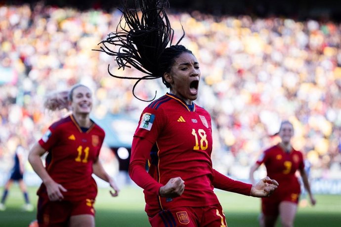 Salma Paralluelo