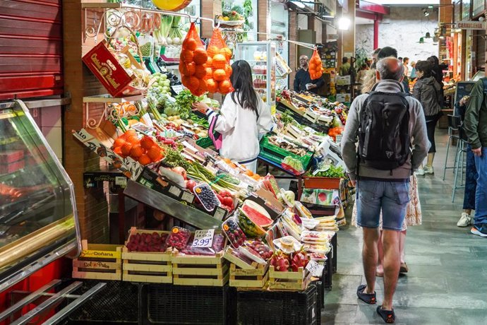 Archivo - Mercado, foto de recurso