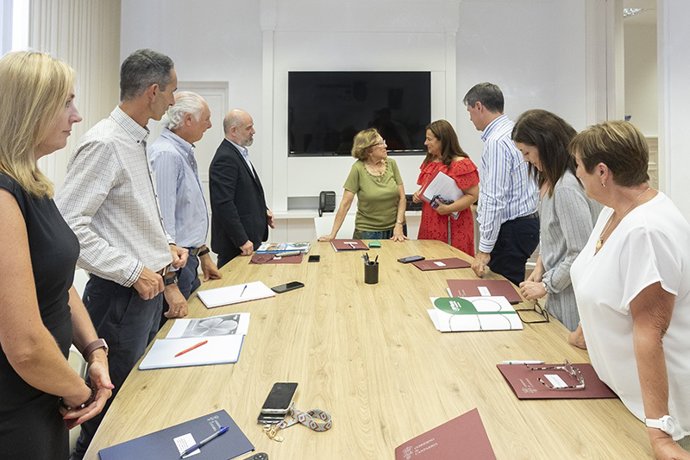 La consejera de Inclusión Social, Juventud, Familias e Igualdad, Begoña del Río, se reúne con Plena Inclusión Cantabria.