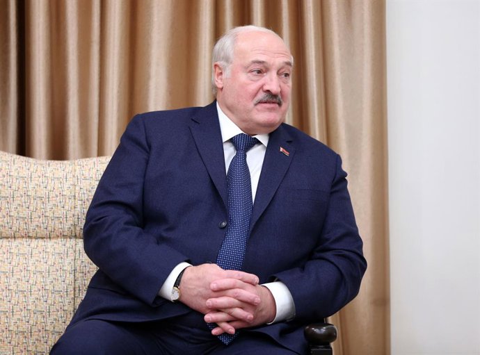 Archivo - March 13, 2023, Tehran, Tehran, Iran: A handout photo made available by the Iranian supreme leader office shows Belarus president ALEXANDER LUKASHENKO during a meeting with Iranian supreme leader Ayatollah Ali Khamenei in Tehran, Iran, 13 Marc