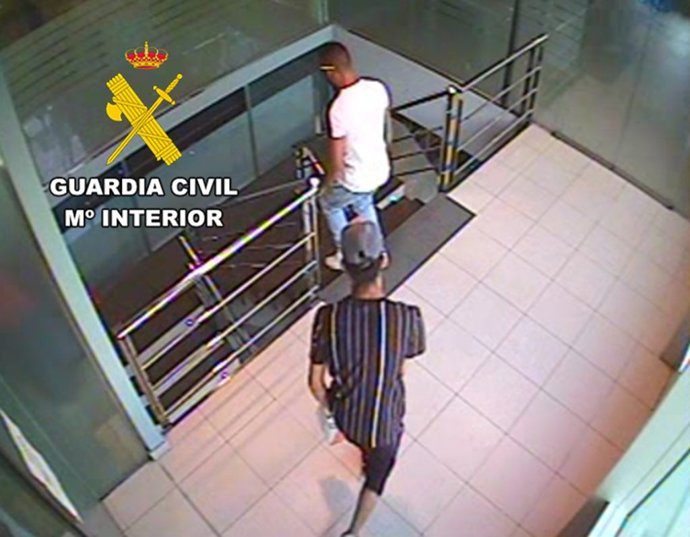 Una imagen de parte de los detenidos.