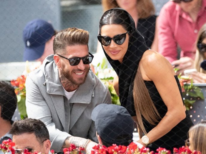 Archivo - Sergio Ramos y Pilar Rubio en la Caja Mágica