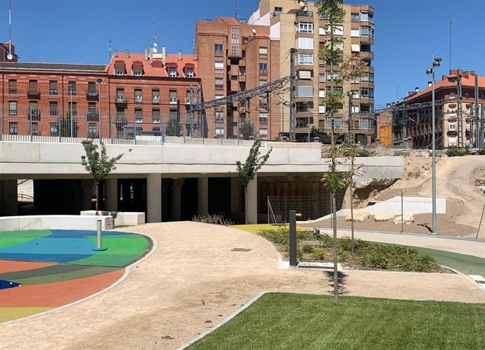 El nuevo paso subterráneo de la calle Panaderos de Valladolid, recién abierto.