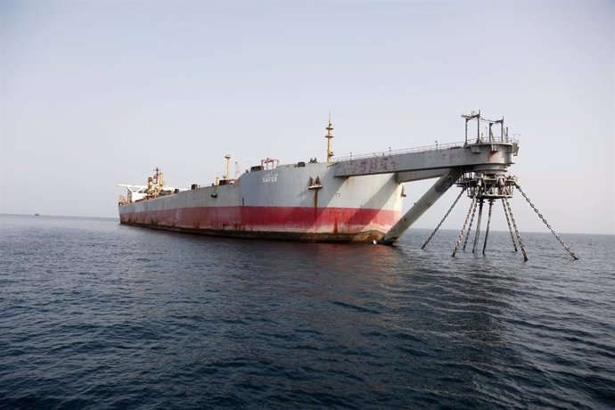 El buque 'Safer', varado en Yemen