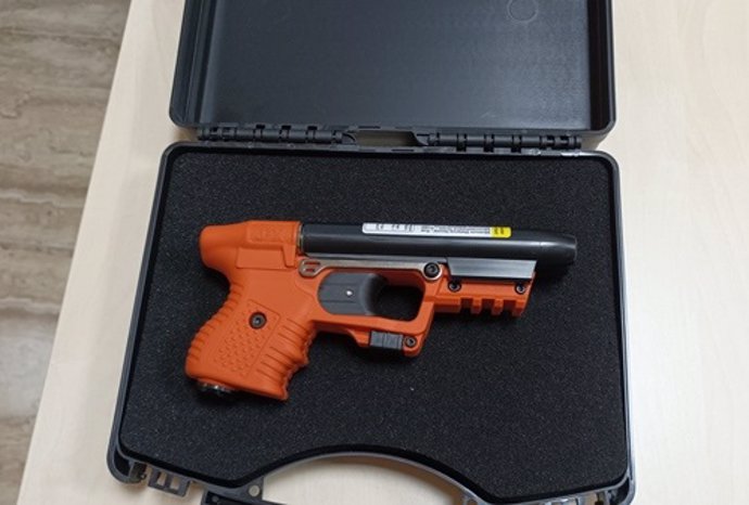 El Ayuntamiento de Beniel amplía las herramientas de la Policía Local con la adquisición de pistolas JPX