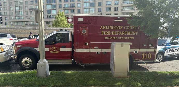 La ambulancia del Departamento de Bomberos del Condado de Arlington robada