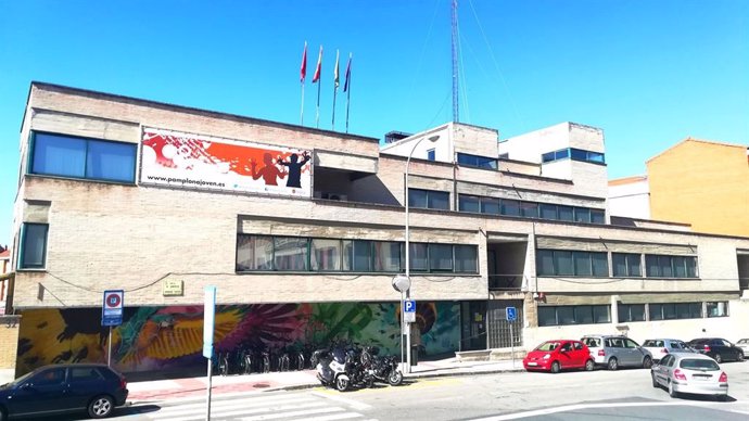 Archivo - Fachada de la Casa de la Juventud de Pamplona