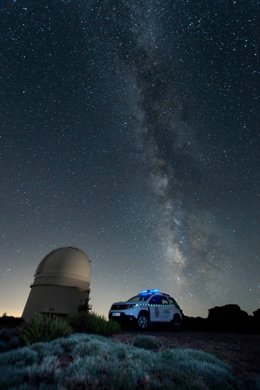 Un vehículo de los agentes de Medio Ambiente desplazado hasta Calar Alto (Almería), junto al observatorio astronómico.