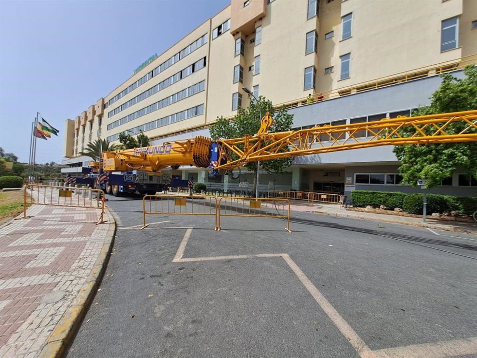 El Hospital Clínico de Málaga incorpora nuevos equipos de climatización para mejorar la confortabilidad de pacientes y profesionales