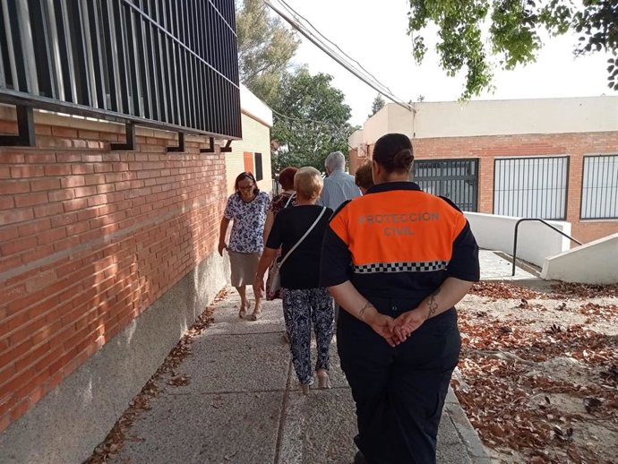 Imagen de una voluntaria de Protección Civil de San Juan