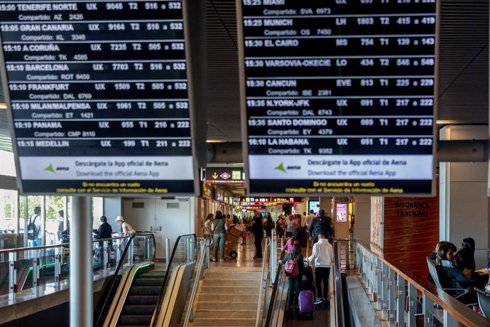 Paneles de facturación en el aeropuerto Adolfo Suárez-Madrid Barajas, a 4 de agosto de 2023, en Madrid (España). 