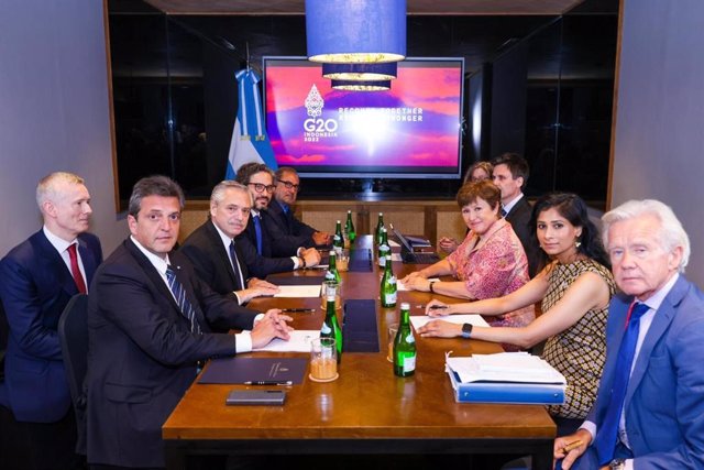 Archivo - Reunión entre el Gobierno de Argentina y el FMI en el marco de la cumbre del G-20 en Bali (Indonesia)