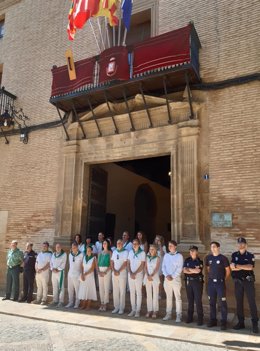 El Ayuntamiento de Huesca guarda un minuto de silencio tras la última denuncia por agresión sexual en las Fiestas de San Lorenzo.