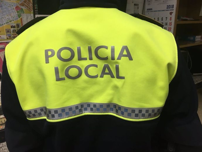 Archivo - AGENTE DE POLICÍA LOCAL