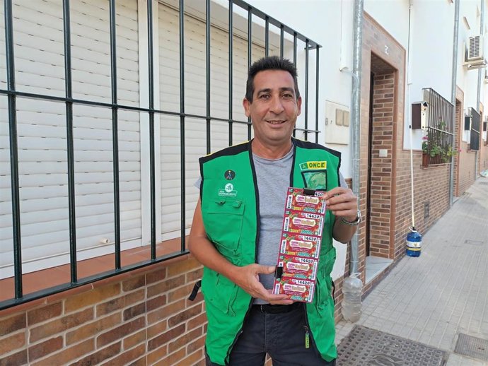 El vendedor de la ONCE Diego Molina