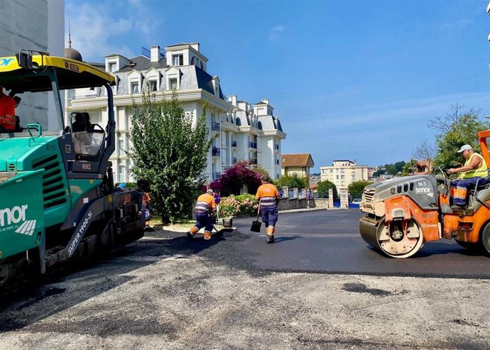Asfaltado de la calle Francisco Salazar, en Santander