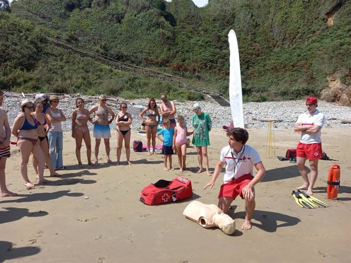 Labor informativa de Cruz Roja