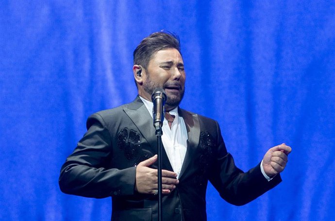 Archivo - Miguel Poveda, en imagen de archivo