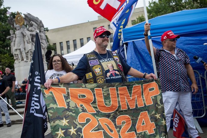 Seguidores del expresidente Donald Trump en Washington