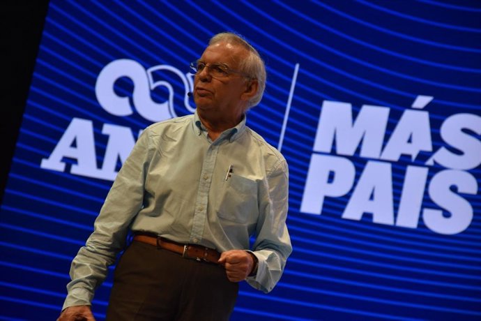 El ministro de Hacienda y Crédito Público de Colombia, Ricardo Bonilla