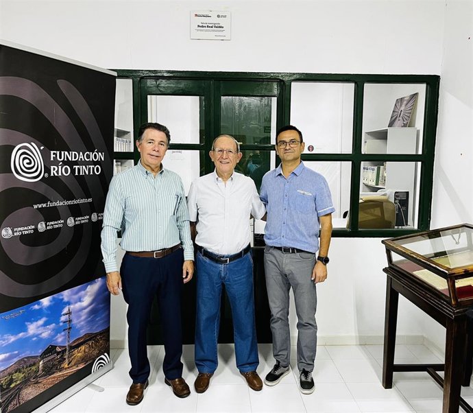 La Sala de Investigadores del Archivo Histórico Minero 'Rafael Benjumea', de la Fundación Río Tinto, luce desde este jueves un rótulo con el nombre de Pedro Real Valdés.