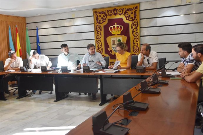 La Diputación Provincial de Huelva ha adjudicado el contrato de las obras para actuaciones complementarias de reurbanización y dotación de equipamientos en diversas barriadas de Punta Umbría.