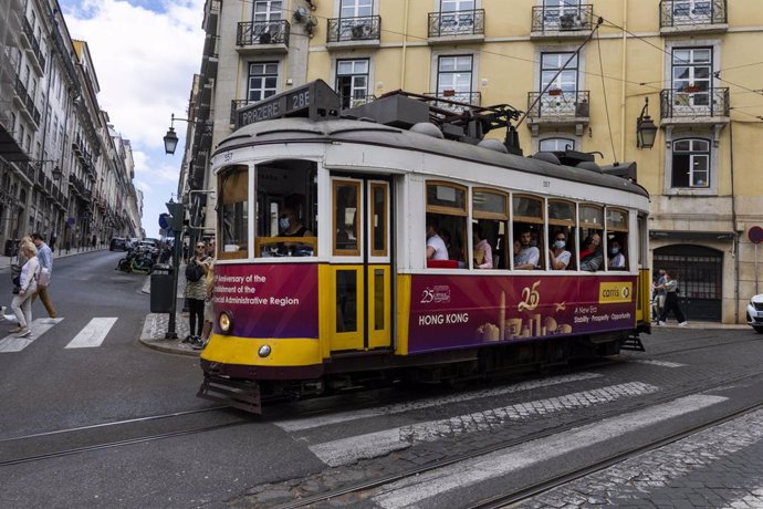 Archivo - Imatge d'arxiu d'un tramvia a Lisboa (Portugal)