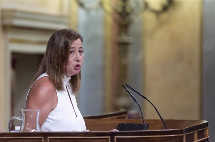 La presidenta del Congreso, Francina Armengol durante la Sesión Constitutiva de la XV Legislatura