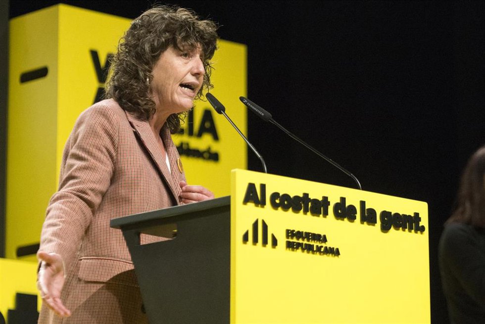 Archivo - La consellera de Agricultura, Ganadería, Pesca y Alimentación de la Generalitat y candidata de ERC por Girona para el 14F, Teresa Jord interviene durante un acto central de campaña electoral en Girona, Cataluña (España), a 7 de febrero de 202