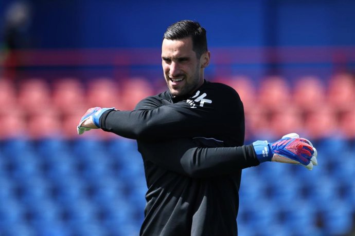 Archivo - Sergio Rico en una imagen de archivo