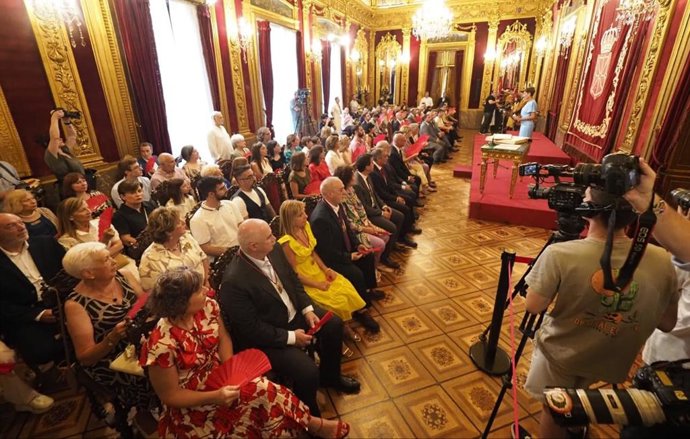Acto de toma de posesión de los nuevos consejeros del Gobierno de Navarra.