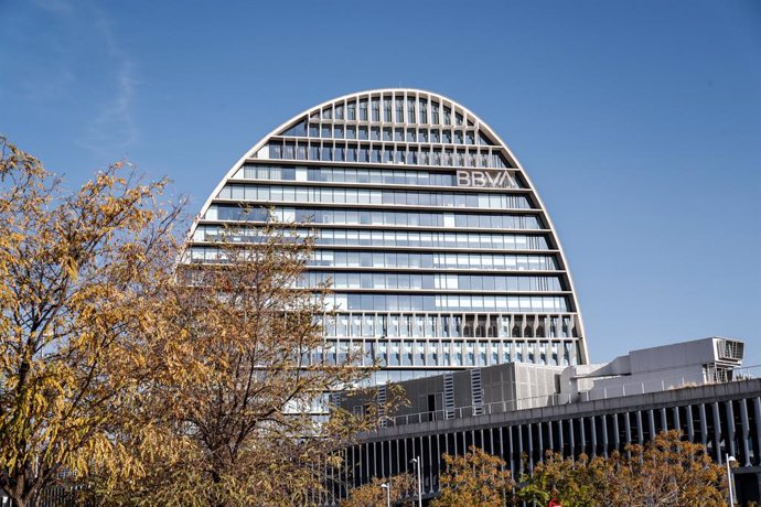 Archivo - La Ciudad BBVA, sede corporativa del Grupo Banco Bilbao Vizcaya Argentaria en España.