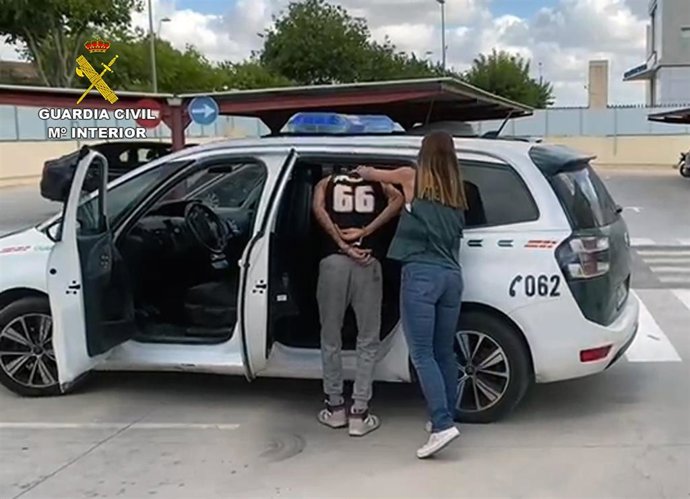 La Guardia Civil Detiene A Un Joven Y Experimentado Delincuente Por 17 Robos Con Violencia En Torre Pacheco.