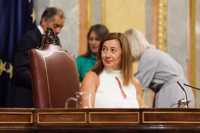 La presidenta del Congreso, Francina Armengol, durante la sesión constitutiva de la XV Legislatura en el Congreso de los Diputados, a 17 de agosto de 2023, en Madrid (España).