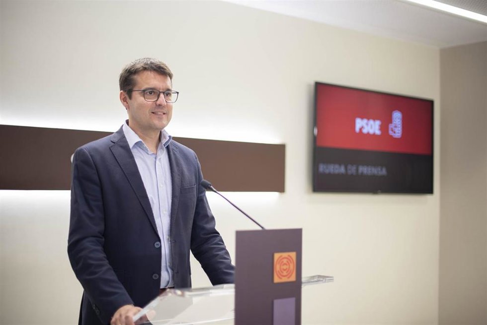Archivo - El diputado socialista en las Cortes de Aragón, Óscar Galeano.
