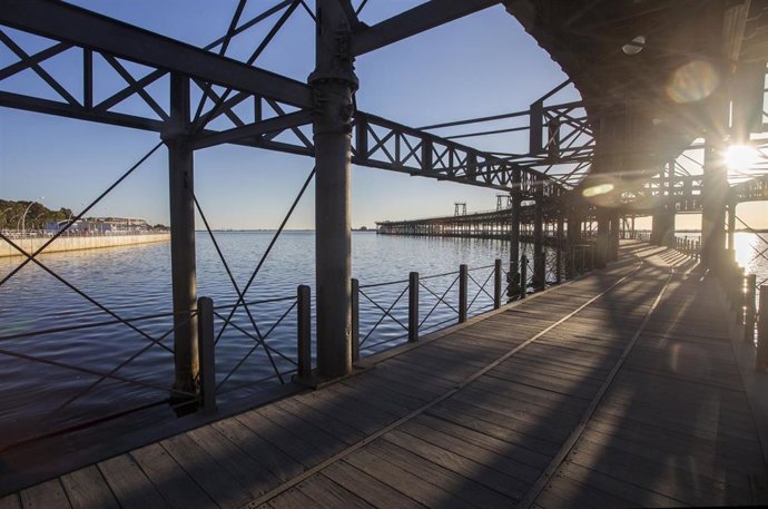 Archivo - El Muelle de la Compañía Minera de Rio Tinto.