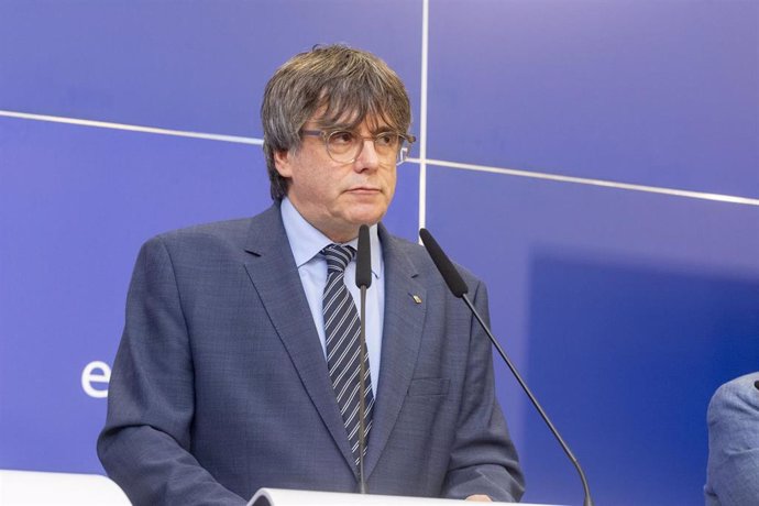 Archivo - Junts, liderado por el expresidente catalán Carles Puigdemont, ha incluido el debate sobre una eventual ley de amnistía en la mesa de negociación para la investidura de Pedro Sánchez.