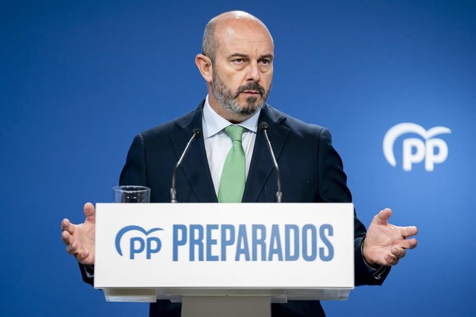 Archivo - El vicesecretario nacional de Coordinación Autonómica y Local del PP, Pedro Rollán