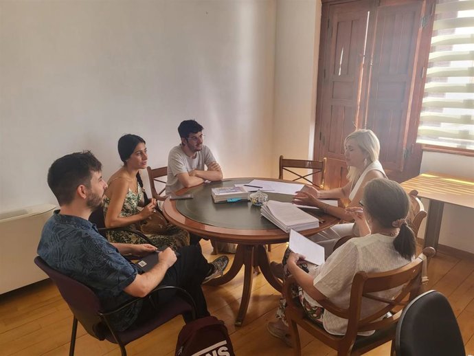 Reunión para la IV edición de las residencias artísticas