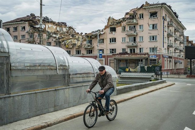 Archivo - Imagen de archivo de un bombardeo ruso sobre Chernígov 