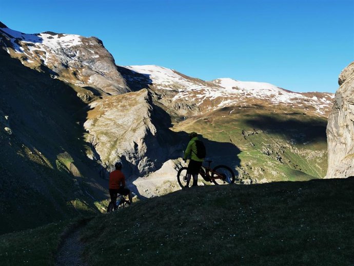 La localidad pirenaica de Bielsa impulsa un nuevo proyecto para la fomentar la práctica de bicicleta de montaña.