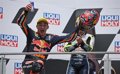 Öncü y Vietti frustran las victorias de Holgado y Acosta en Moto3 y Moto2