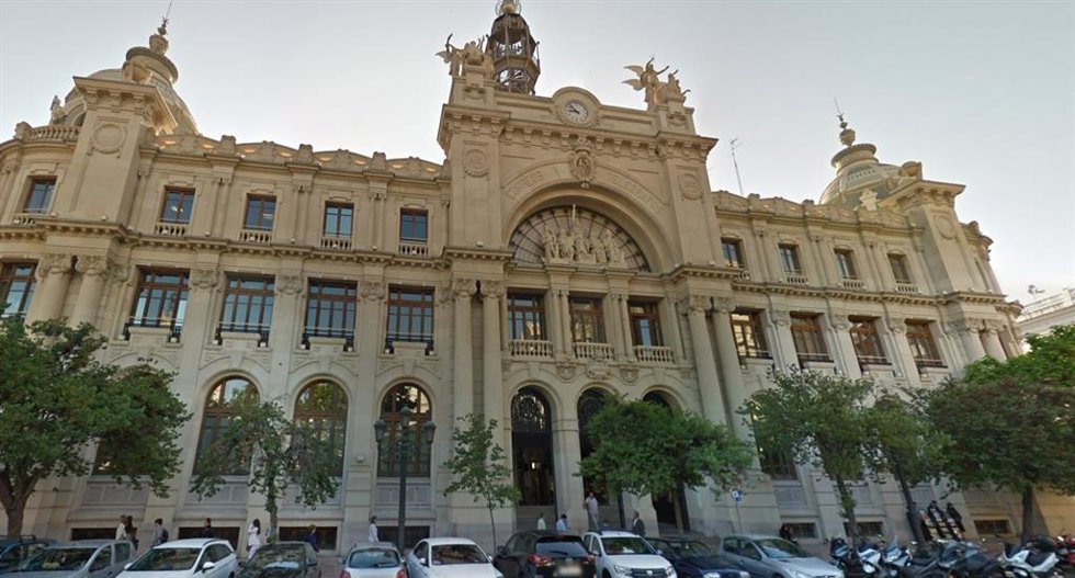 Archivo - Imagen del edificio de Correos en Valncia