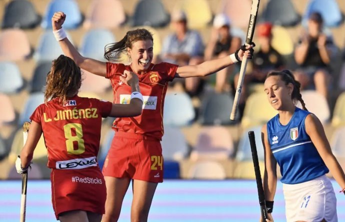 España vence a Italia en busca de las semifinales del Europeo femenino de hockey hierba