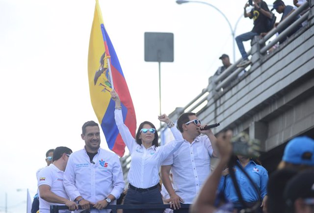 La candidata presidencial de Ecuador Luisa Gonzalez