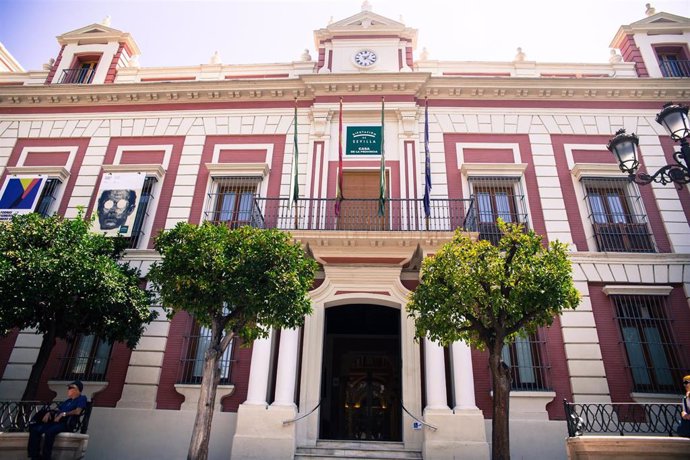 Archivo - Fachada de la Casa de la Provincia en Sevilla.