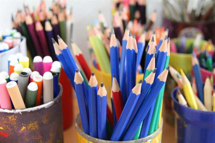 Archivo - Material escolar