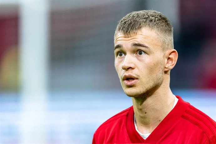 Archivo - El lateral Daley Sinkgraven, con el Ajax. 