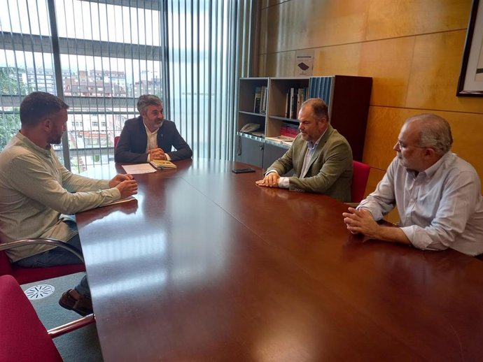 Reunión del Principado con la Cámara de Comercio